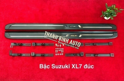 2 mẫu bậc lên xuống, bệ bước xe SUZUKI XL7 m2208