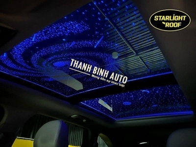 Bầu trời sao nhân tạo Starlight Roof cho ô tô