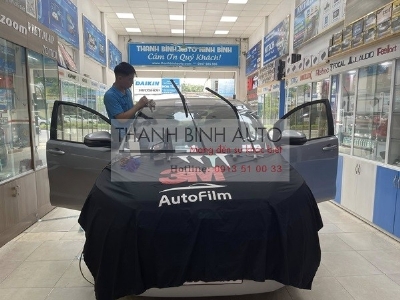 Dán phim cách nhiệt 3M USA cho xe Toyota Innova 2018
