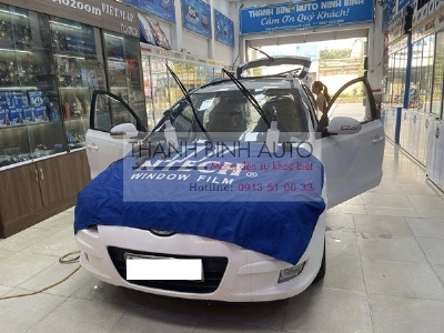 Dán phim cách nhiệt Ntech Hàn quốc cho xe Hyundai i30 2012