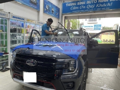 Dán phim cách nhiệt cho xe Ford Ranger 2026