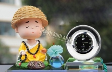 Hình tượng, đồng hồ đặt ô tô xe hơi