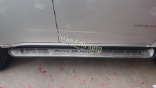 Ốp inox mặt bậc lên xuống, bệ bước Chevrolet Trailblazer 2020
