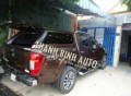 Nắp thùng cao Nissan Navara NP300 dáng RANGER ROVER