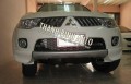 Body lip mẫu V1 Pajero Sport 2012