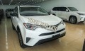 Nội thất, đồ chơi, phụ kiện xe Toyota RAV4 LE 2017