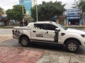 Dán tem thể thao chọn mẫu cho xe Ford Ranger XLS 2020