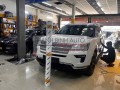 Wrap đổi màu Teckwrap Diamond White cho xe FORD EXPLORER