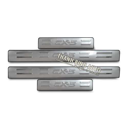Ốp bậc cửa ngoài không đèn xe Mazda CX-5