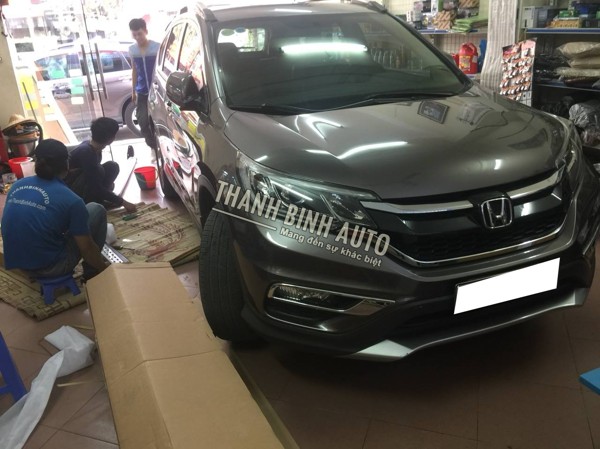 Bậc lên xuống, bệ bước chấm bi HONDA CRV 2017