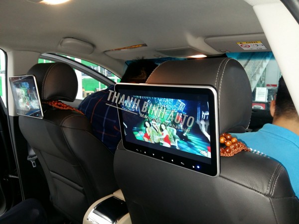 Màn hình 10 inch ốp sau gối đầu xe oto
