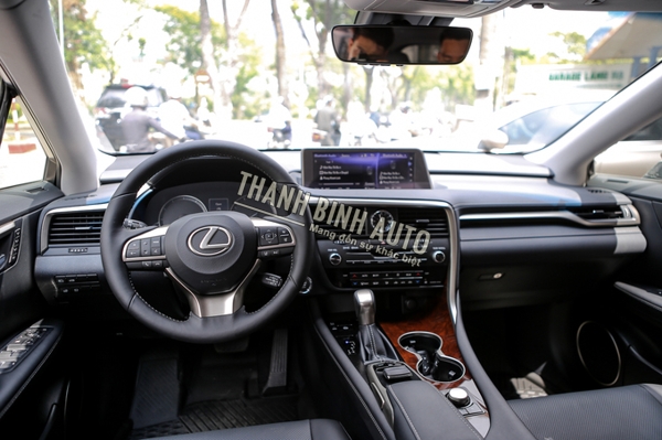 Đồ chơi, đồ trang trí, phụ kiện độ xe Lexus RX350L 2018