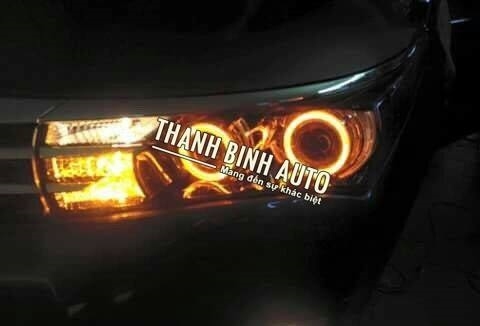 Độ đèn Toyota Altis nâng cấp bi pha cos và enro