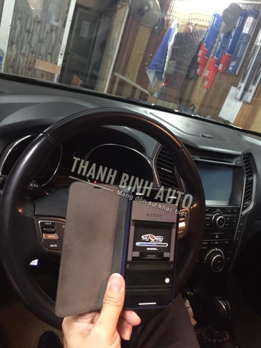Mykey - khoá thông minh điều khiển ô tô bằng điện thoại cho Hyundai Santafe 2015
