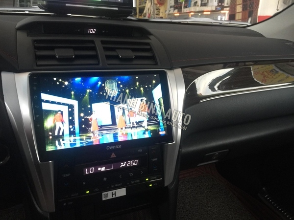 Màn hình DVD Android theo xe TOYOTA CAMRY 2018