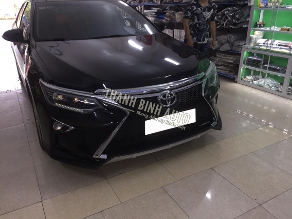 Độ body TOYOTA CAMRY 2018 lên mẫu LEXUS