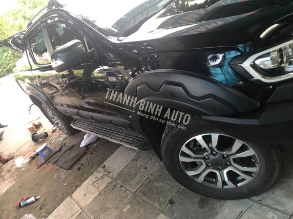 Đồ chơi, đồ trang trí, phụ kiện độ xe FORD RANGER 2018 full đồ