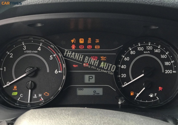 Đồ chơi, đồ trang trí, phụ kiện độ xe Toyota Hilux 2018 2019