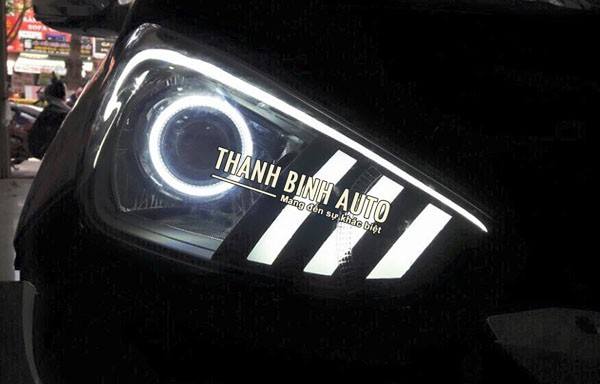 Độ đèn Hyundai I10 độ bi xenon và led khối mẫu Mustang