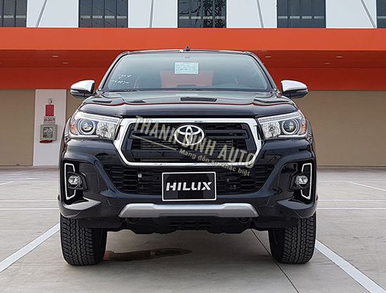 Đồ chơi, đồ trang trí, phụ kiện độ xe Toyota Hilux 2018 Titanium 2.8G