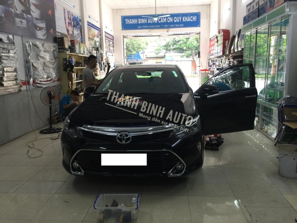 Dán kính, dán phim cách nhiệt TOYOTA CAMRY 2018 2019