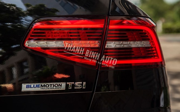 Đồ chơi, đồ trang trí, phụ kiện độ xe Volkswagen Passat BlueMotion Comfort 2018