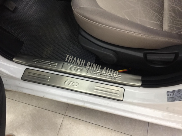 Ốp bậc cửa trong + ngoài Hyundai i10 2018 2019