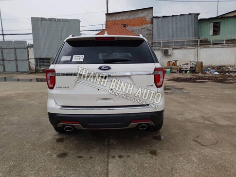 Đồ chơi, đồ trang trí, phụ kiện độ xe Ford Explorer 2018 2019