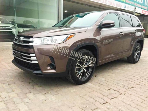 Đồ chơi, đồ trang trí, phụ kiện độ xe Toyota Highlander LE 2018 2019