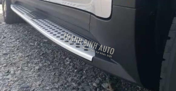 Bậc bệ bước chân lên xuống KIA SPORTAGE 2016