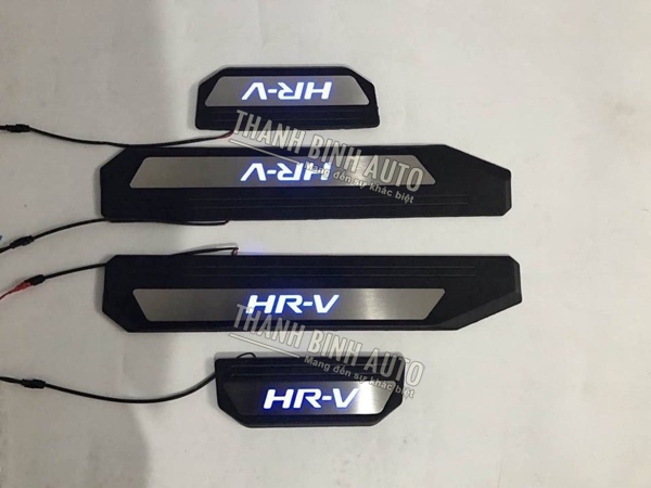 Ốp bậc cửa ngoài có đèn HONDA HR-V m3