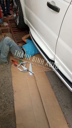 Bậc lên xuống, bệ bước Range Rover m1810