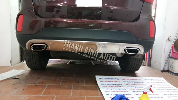 Lip pô, lippo, lip sau KIA SORENTO 2017 2018 m2