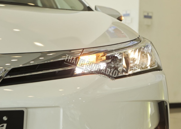 Đồ chơi, đồ trang trí, phụ kiện độ xe Toyota Corolla Altis 2018 2019