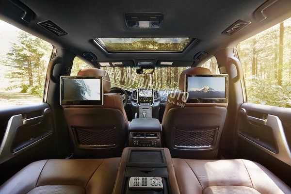 Đồ chơi, đồ trang trí, phụ kiện độ xe Toyota Land Cruiser 2019