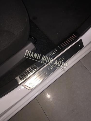 Ốp bậc cửa trong + ngoài xe SPARK 2018 2109