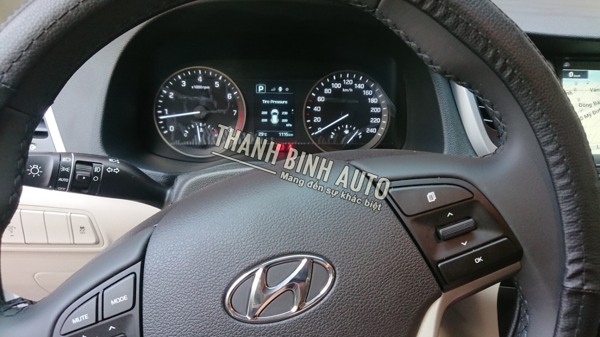 Cảm biến áp suất lốp hiển thị lên màn hình taplo HYUNDAI TUCSON 2018 2019