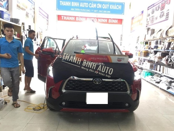 Dán phim cách nhiệt LLumar toàn xe COROLLA CROSS 2020