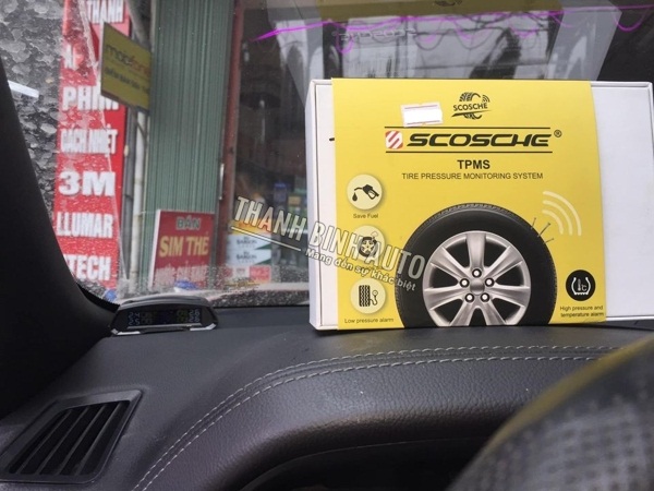 Lắp cảm biến áp suất lốp năng lượng mặt trời cho xe EVEREST 2019