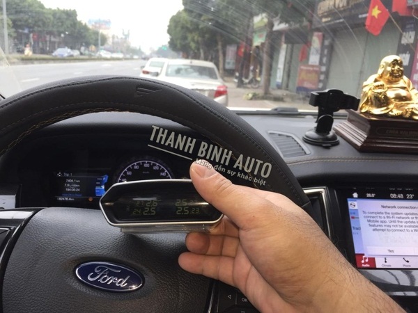 Lắp cảm biến áp suất lốp Steelmate MT11 cho xe RANGER 2019