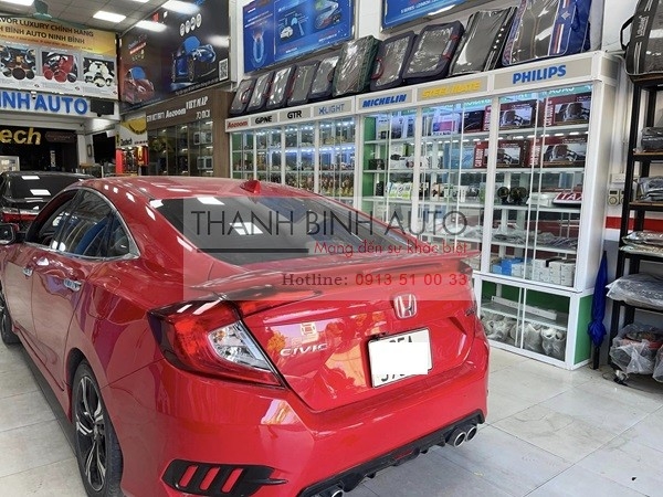 Đuôi gió thể thao cho xe Honda Civic 2017