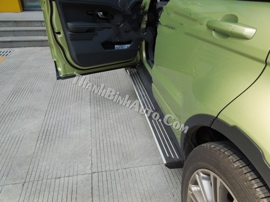 Bậc lên xuống, bệ bước xe Range Rover Evoque 2012 - bậc cảm ứng điện thụt thò