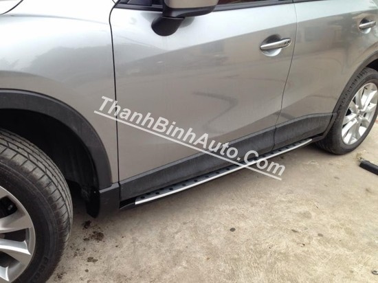 Bệ bước chân lên xuống kiểu chấm bi cho Mazda CX-5