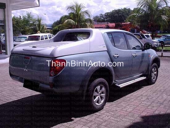 Nắp thùng xe bán tải Mitsubishi Triton mẫu CB-726