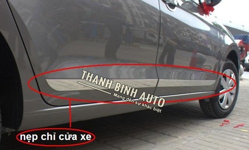 Nẹp sườn inox cho xe Ecosport 116411 tại ThanhBinhAuto.vn