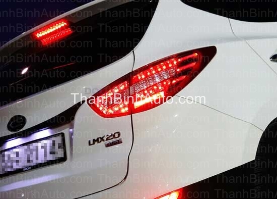Đèn hậu LED nguyên bộ (cả vỏ) Tucson IX 10-2011