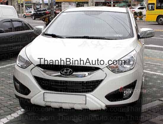 Ốp trang trí trước xe mẫu 3 gân Tucson IX