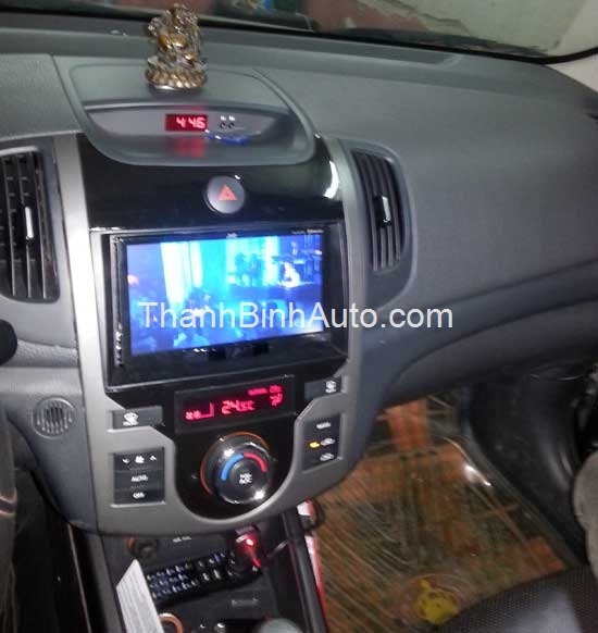 Màn hình DVD cho Hyundai I30CW - DVD JVC KW-AV71BT
