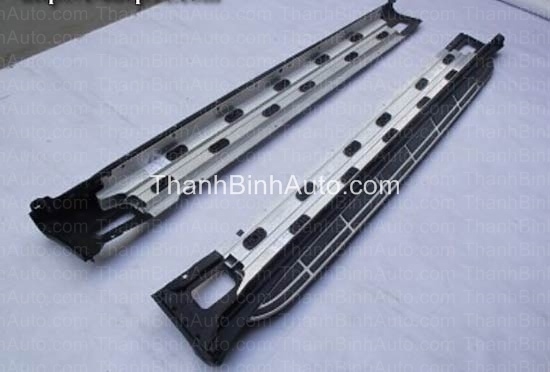 Bậc bước chân lên xuống cho xe Santafe 2012-2013 kiểu Porsche 2011