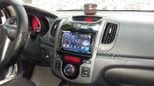 Màn hình đầu DVD cho KIA FORTE - Pioneer AVH-X5750BT
